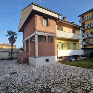  Appartamento La Torre Di Cry & Cry Italia