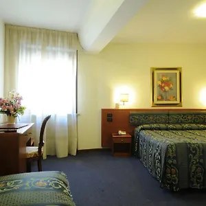 3* Hotel Cristallo